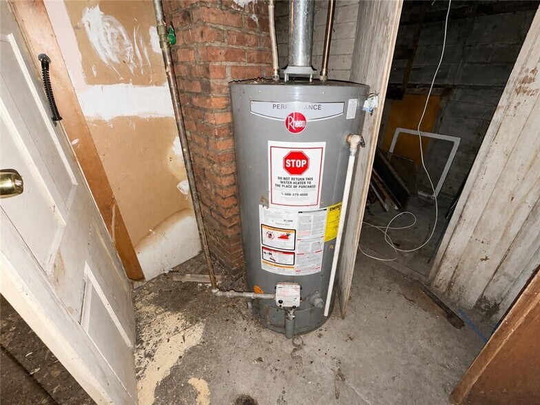 More Photos Of 1596 E Main St, Rochester Apartments For Sale
