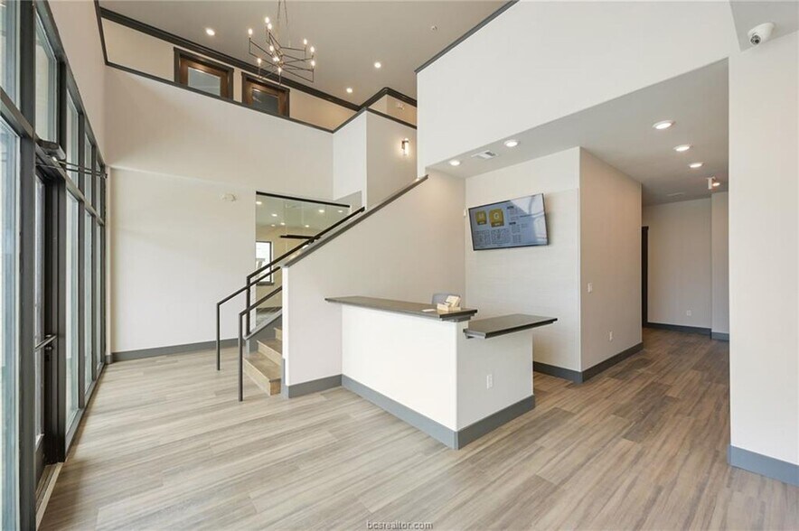 More Photos Of 3020 Barron Rd, College Station Loft Creative Space For Sale