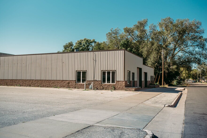 More Photos Of 1102 Island St, La Crosse Industrial For Sale