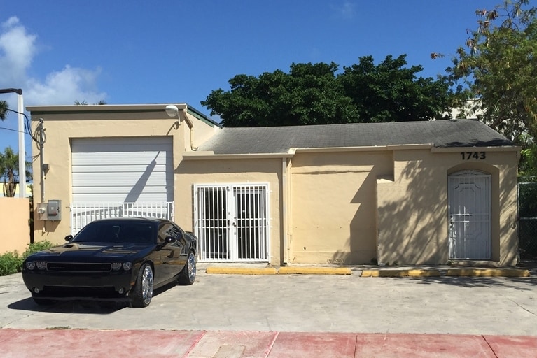 More Photos Of 1743 Bay Rd, Miami Beach Auto Repair For Sale