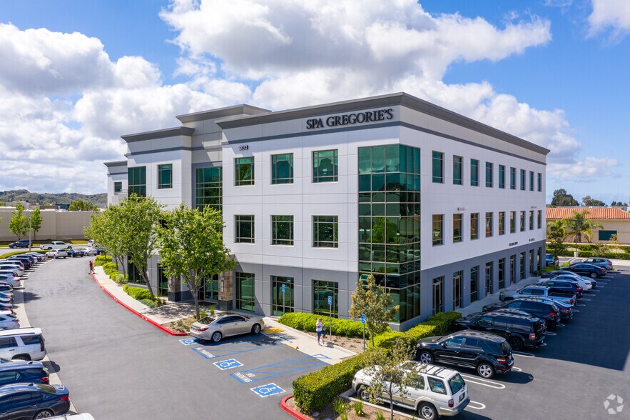 More Photos Of 30212 Tomas, Rancho Santa Margarita Medical For Lease