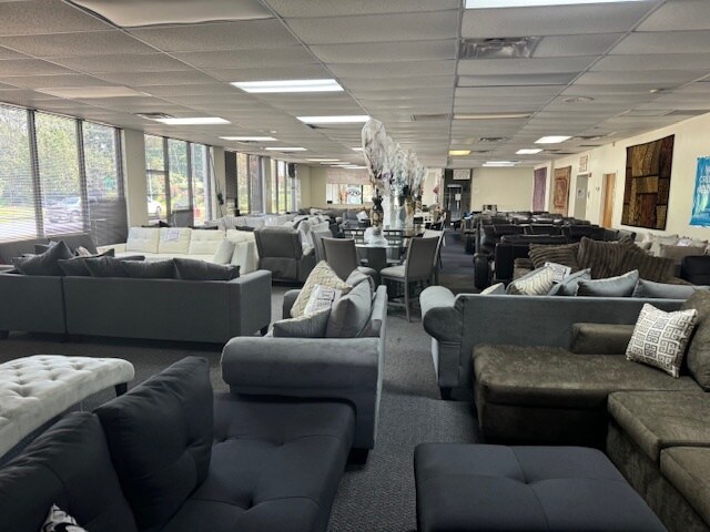 More Photos Of 6799 Tara Blvd, Jonesboro Auto Repair For Sale