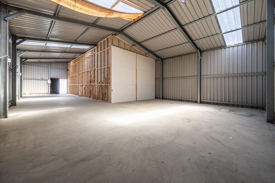 Primary Photo Of 76 Cashin St, Inverloch Warehouse For Lease