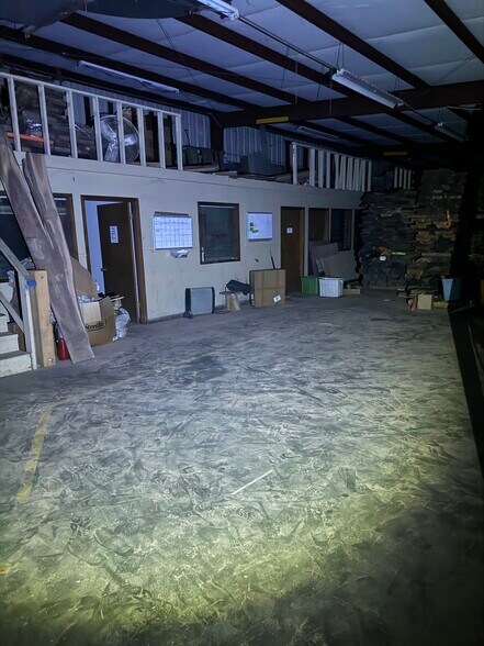 More Photos Of 10305 County Road 51, Lexington Light Distribution For Sale