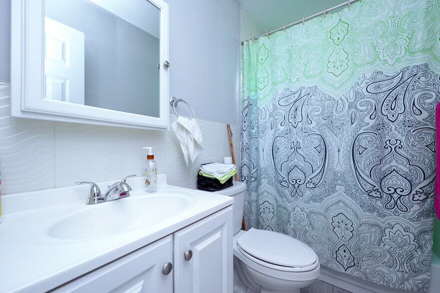 More Photos Of 543 49th St, Brooklyn Apartments For Sale