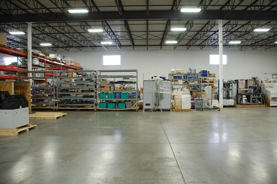 More Photos Of 610 Whitetail Blvd, River Falls Warehouse For Sale