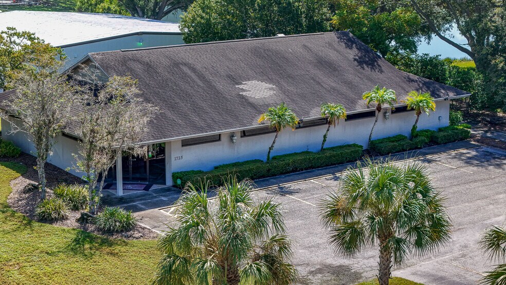 More Photos Of 1725 Barber Rd, Sarasota Office For Sale