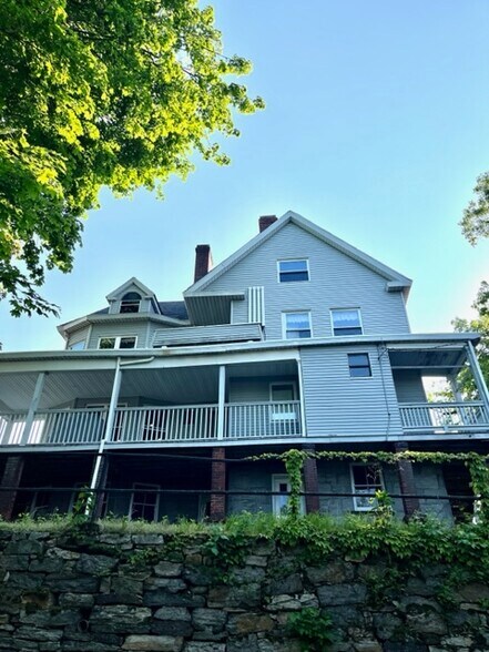 More Photos Of 215 Coram Ave, Shelton Office For Lease