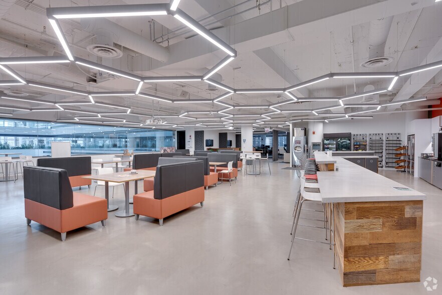 More Photos Of 203 N LaSalle St, Chicago Office For Lease