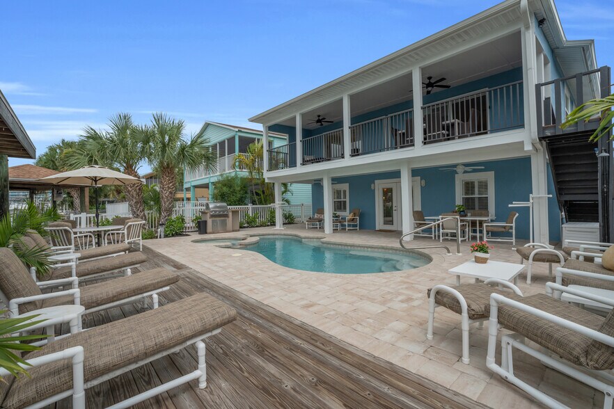 More Photos Of 218 Primo Dr, Fort Myers Beach Apartments For Sale