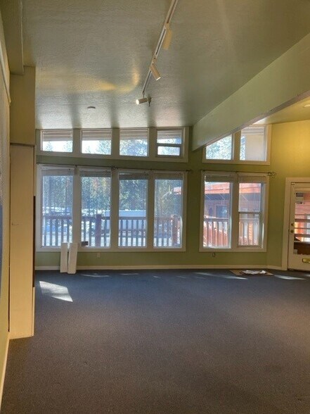 More Photos Of 605 Highway 50, Zephyr Cove Storefront For Lease