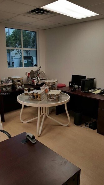 More Photos Of 5900 NW 99th Ave, Miami Light Distribution For Lease