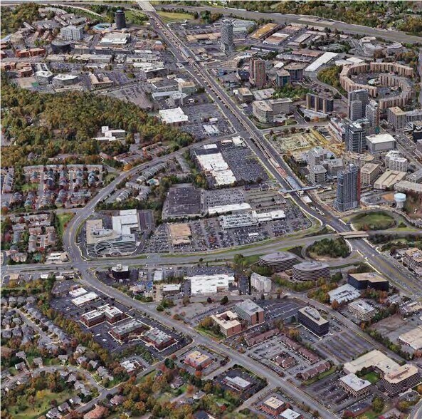 More Photos Of 2000-2050 Chain Bridge Rd, Tysons Land For Lease