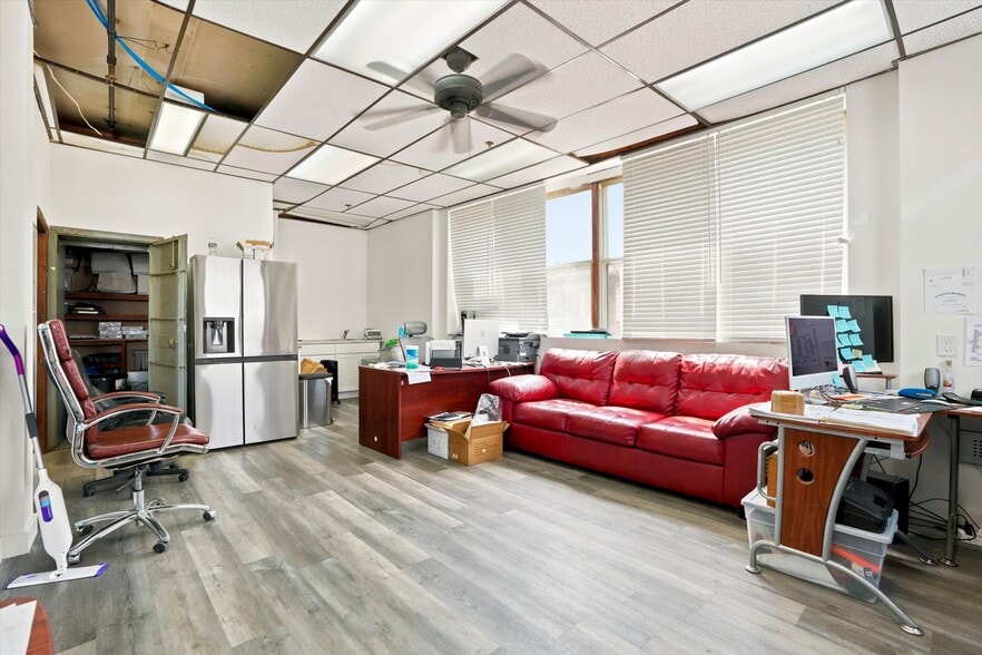 More Photos Of 4821 Garden St, Philadelphia Industrial For Sale