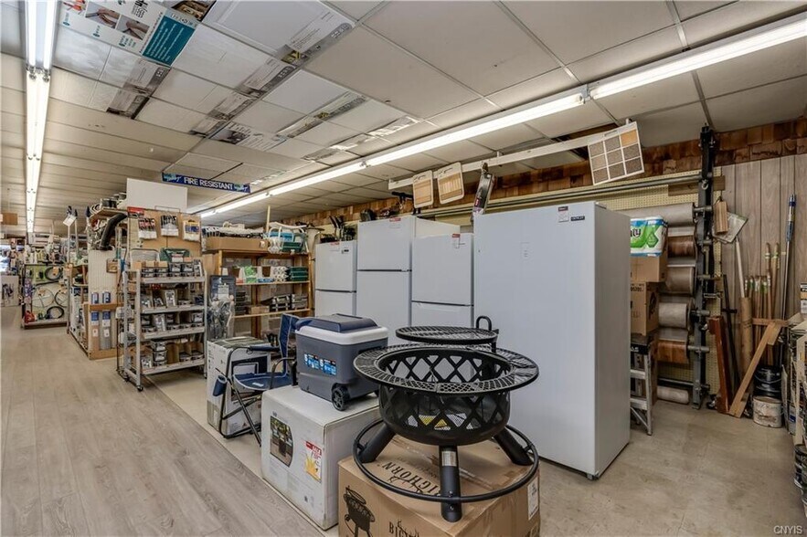 More Photos Of 4190 State Highway 3, Star Lake Freestanding For Sale