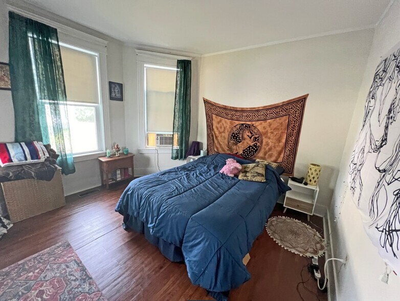 More Photos Of 655 Westford St, Lowell Apartments For Sale