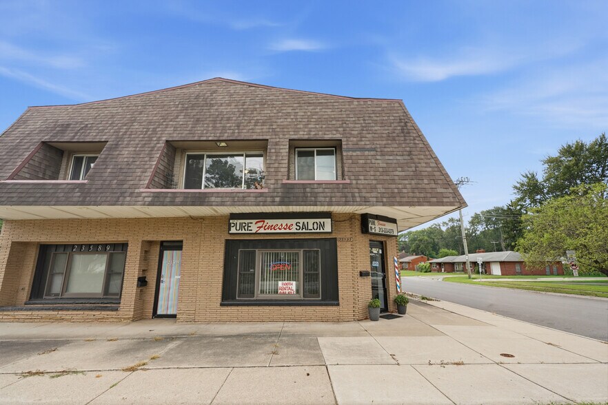 More Photos Of 23589-23593 Van Born Rd, Taylor Freestanding For Sale
