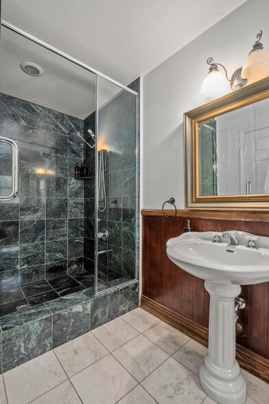 More Photos Of 790 California 2, Wrightwood Specialty For Sale