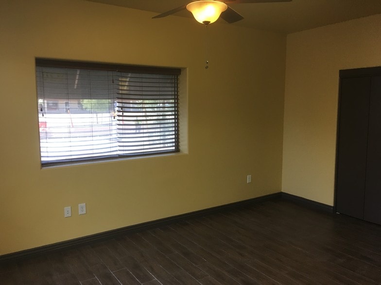 More Photos Of 920 E Main St, Mesa Office For Lease