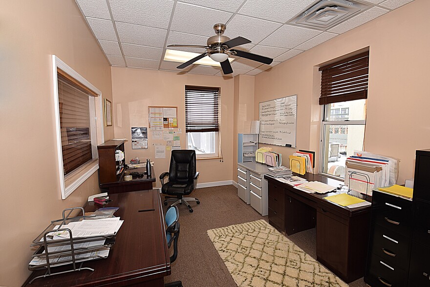 More Photos Of 20 W Park Ave, Long Beach Storefront Retail Office For Sale