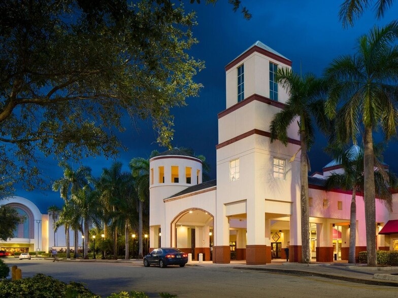 Primary Photo Of 11401 Pines Blvd, Pembroke Pines Unknown For Lease