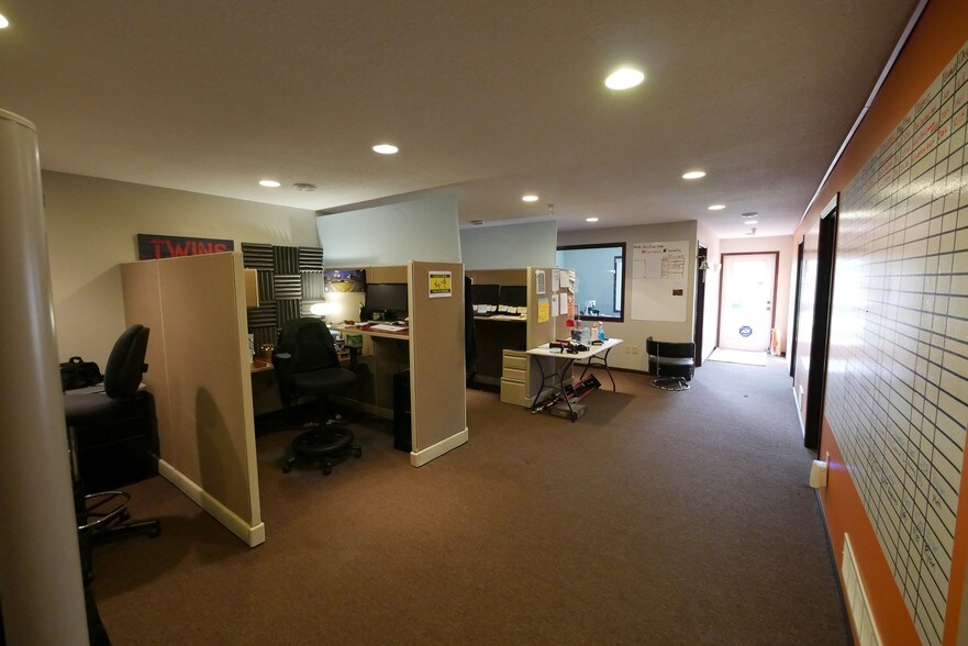 More Photos Of 11314 86th Ave N, Maple Grove Office For Sale