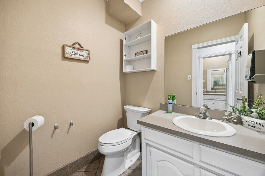 More Photos Of 5013 Colleyville Blvd, Colleyville Storefront Retail Office For Sale