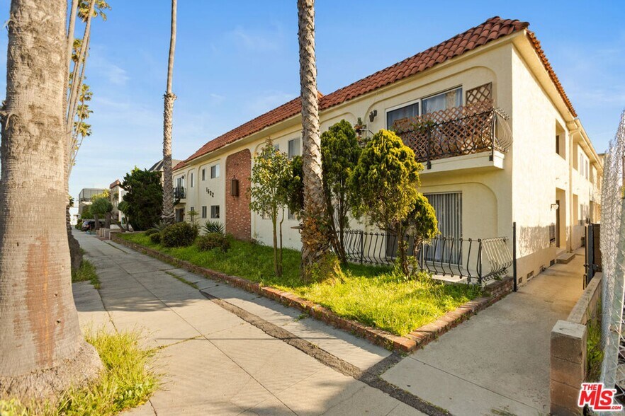 More Photos Of 1518-1522 Euclid St, Santa Monica Apartments For Sale