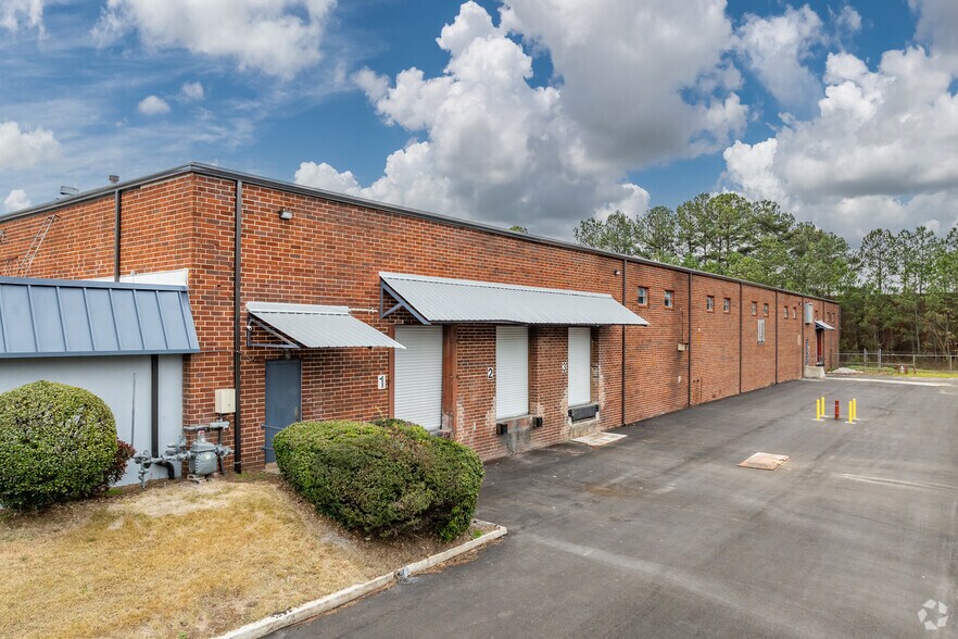 More Photos Of 3350 Hamilton Blvd SW, Hapeville Manufacturing For Sale