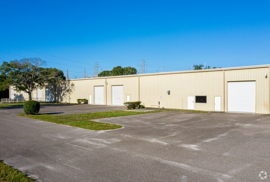 More Photos Of 5300 Ulmerton Rd, Clearwater Industrial For Lease