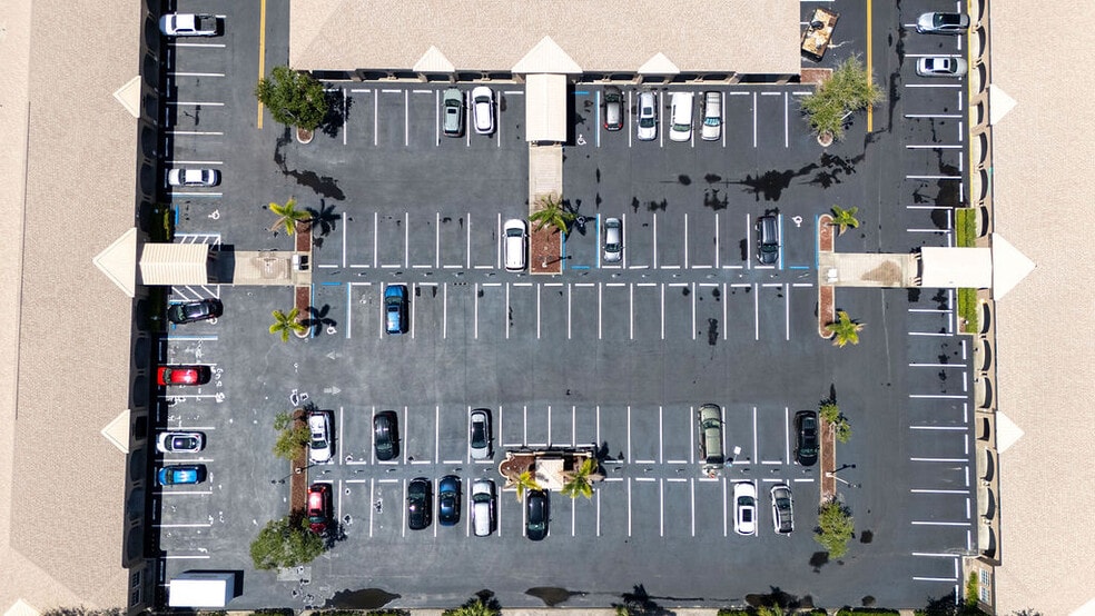 More Photos Of 923-931 37th Pl, Vero Beach Medical For Lease