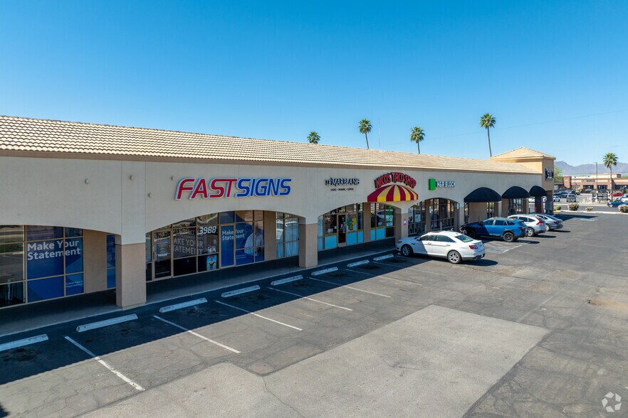 More Photos Of 3950-3994 N Oracle Rd, Tucson General Retail For Lease