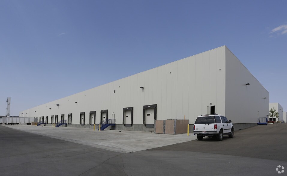 More Photos Of 16240 Norco Way, Nampa Industrial For Sale