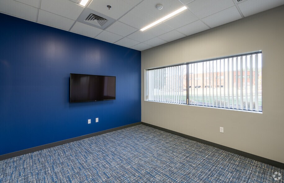More Photos Of 181 Ballardvale St, Wilmington Office For Lease
