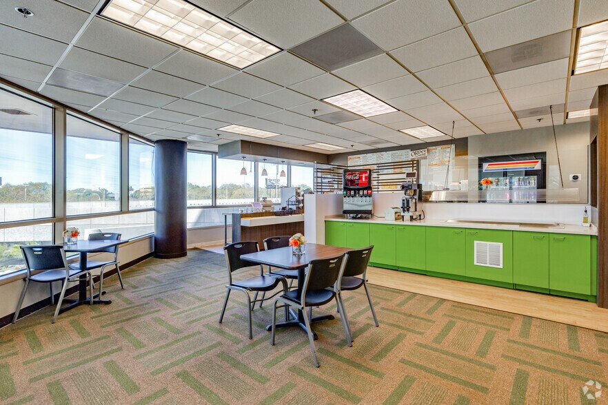 More Photos Of 500 N West Shore Blvd, Tampa Office For Lease