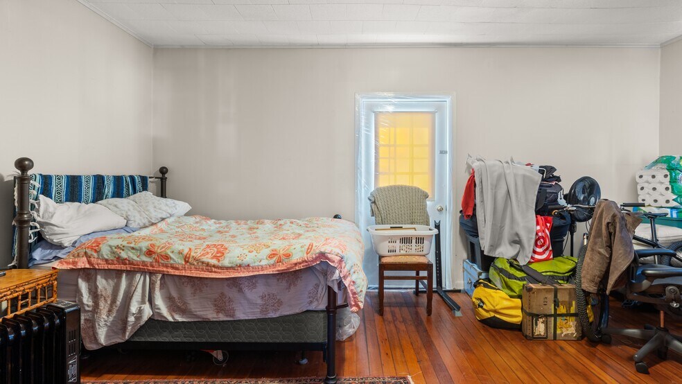 More Photos Of 465 Chapel St, Lee Apartments For Sale