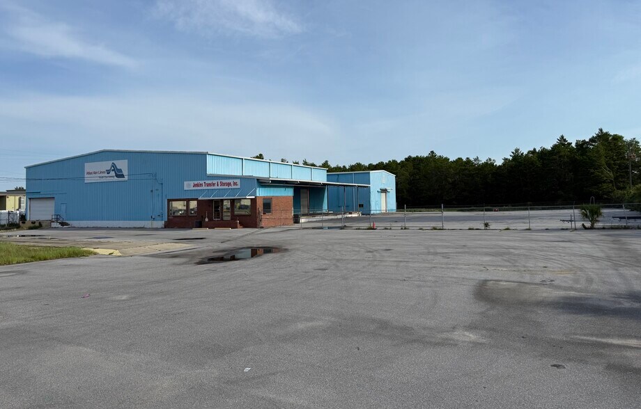 Primary Photo Of 627 Anchors St NW, Fort Walton Beach Warehouse For Sale