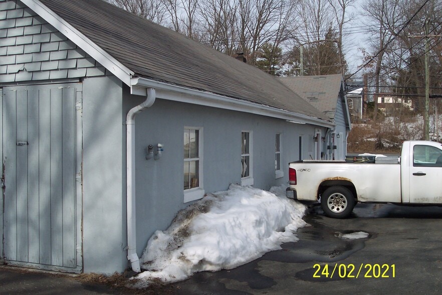 More Photos Of 805 Terryville Ave, Bristol Storefront Retail Office For Sale