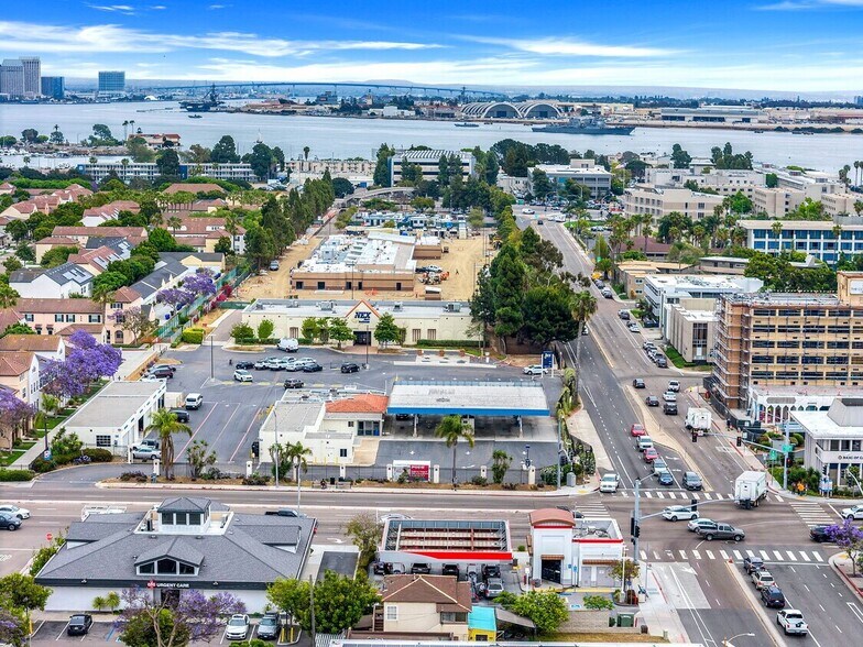 More Photos Of 3018-20 Nimitz Blvd, San Diego Specialty For Sale