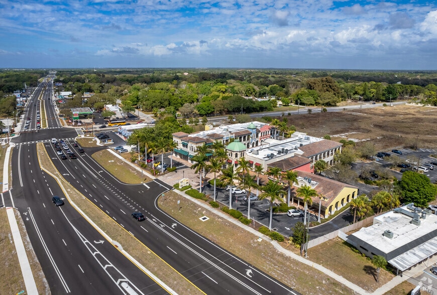 More Photos Of 3983 Destination Dr, Osprey Storefront Retail Office For Sale