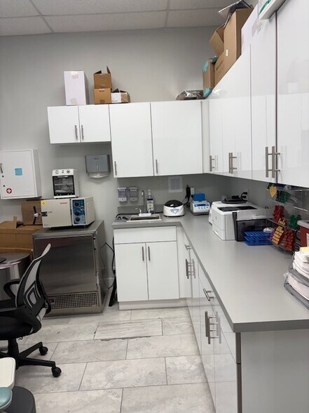 More Photos Of 2701 SW 142nd Ave, Miami Unknown For Lease