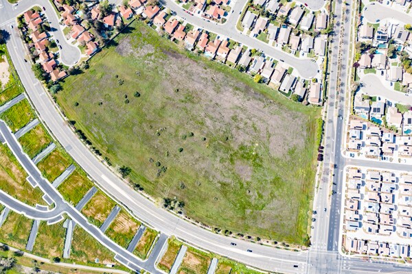 More Photos Of Walnut Ave @ Carillion Ave, Galt Land For Sale