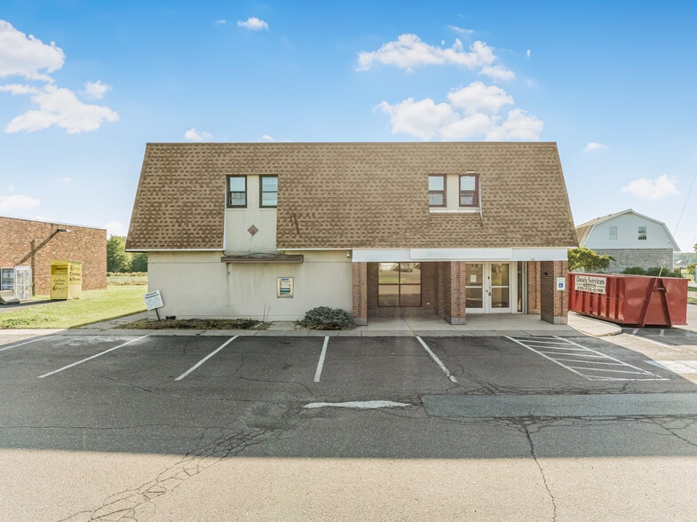 More Photos Of 519 Richlandtown Pike, Richlandtown Storefront Retail Residential For Lease