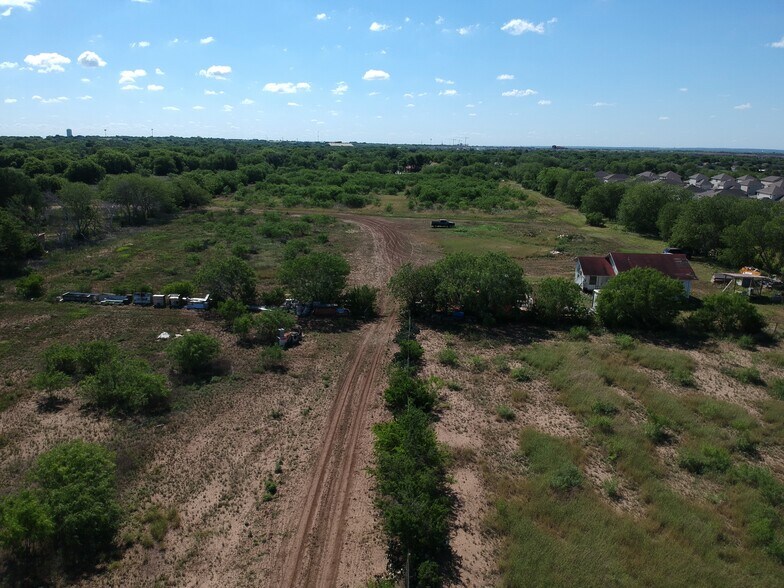 More Photos Of 9142 Somerset Rd, San Antonio Land For Sale