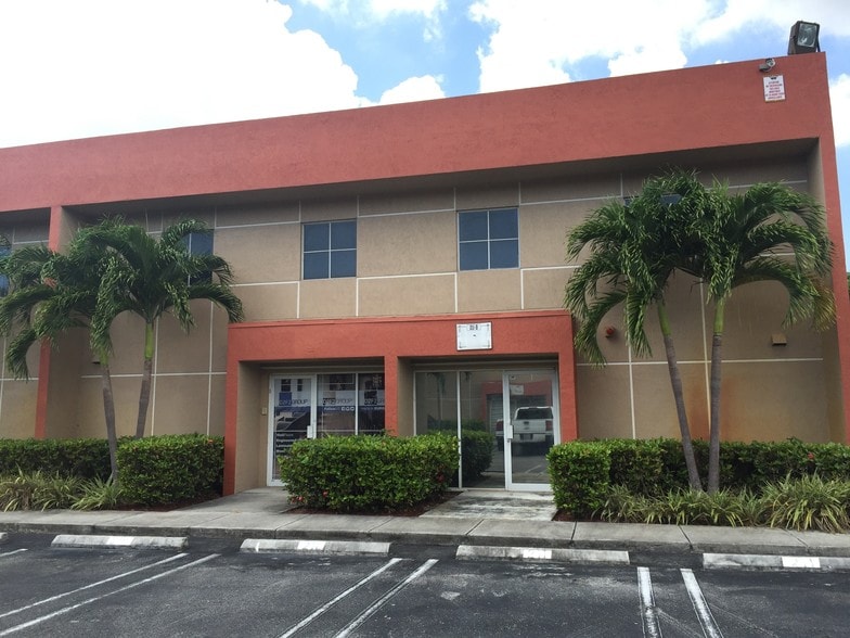 More Photos Of 13405 SW 128th St, Miami Light Manufacturing For Sale