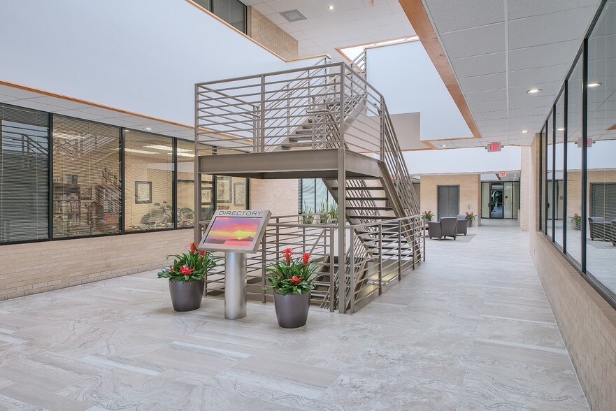 More Photos Of 101 Southwestern Blvd, Sugar Land Office For Lease