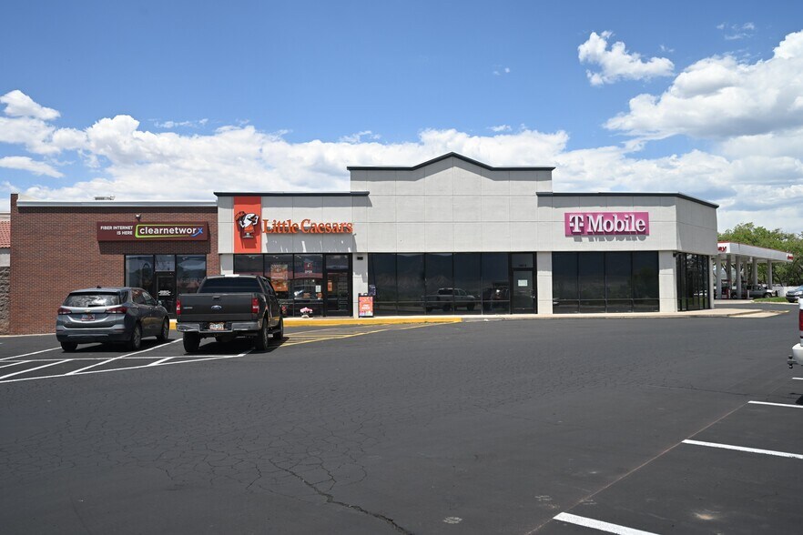 More Photos Of 2288 E Main St, Cortez Storefront For Lease