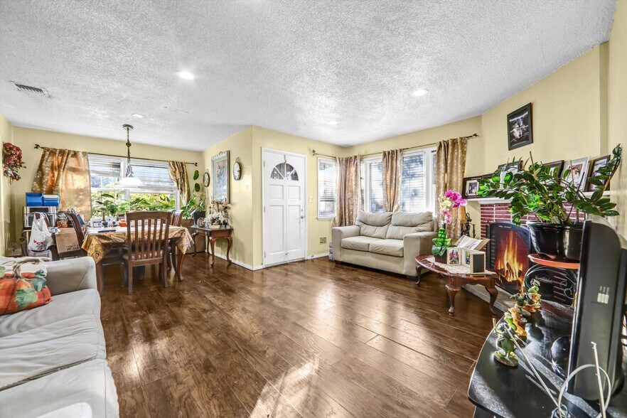 More Photos Of 1380 Glen Ave, Pasadena Apartments For Sale