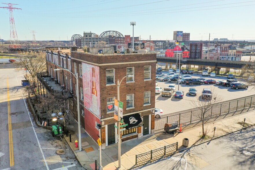More Photos Of 700 S Broadway, Saint Louis General Retail For Sale