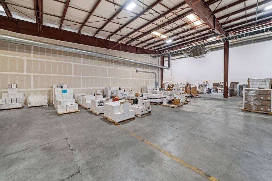 More Photos Of 1650 Ramada Dr, Paso Robles Manufacturing For Lease